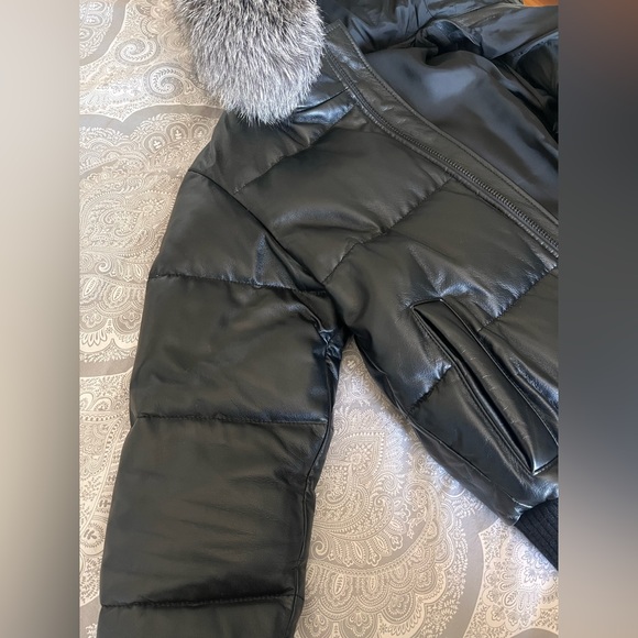 Northbound leather puffer size M - Picture 6 of 7